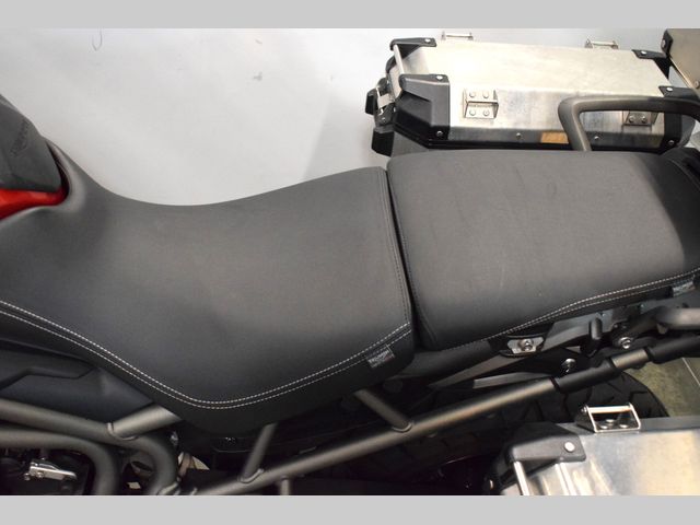 triumph - tiger-800-xrt