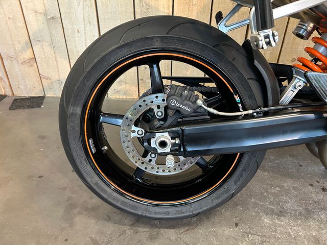ktm - 990-super-duke-r
