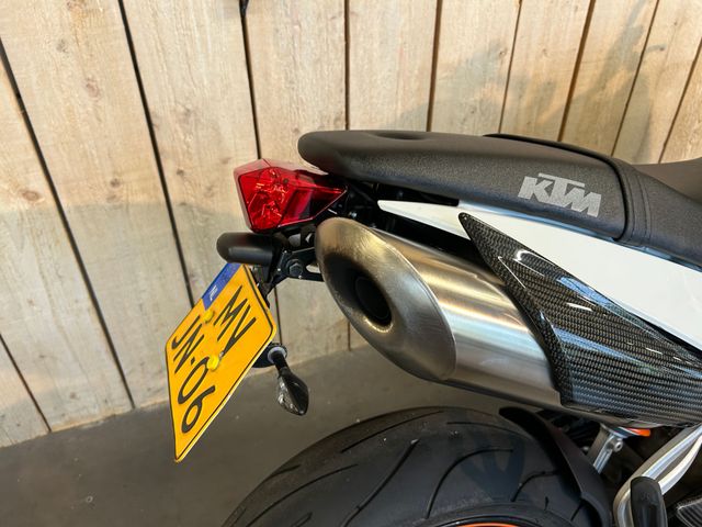 ktm - 990-super-duke-r