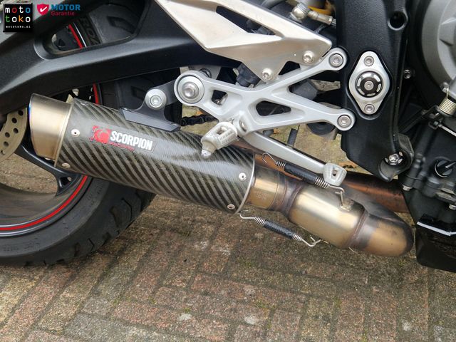 triumph - street-triple-rs