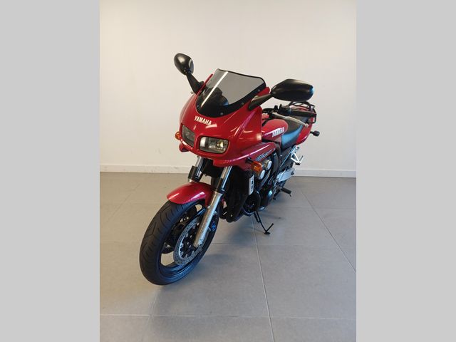 yamaha - fzs-600-fazer