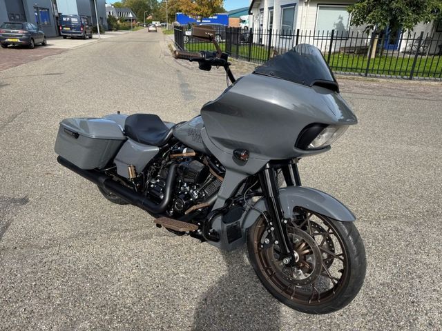 harley-davidson - road-glide-st