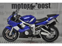 YAMAHA YZF R6