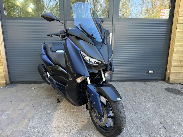 yamaha - x-max-300-abs