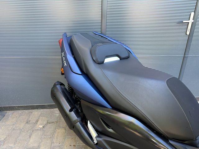 yamaha - x-max-300-abs