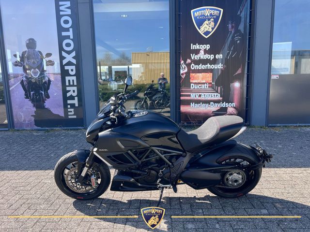 ducati - diavel-dark