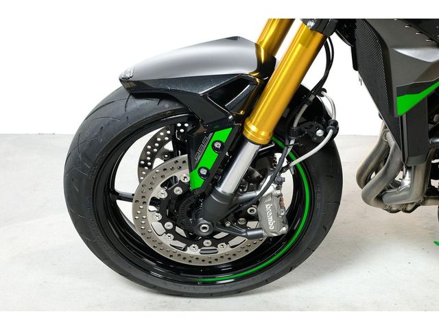 kawasaki - z900-se-performance