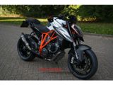 KTM 1290 SUPER DUKE R