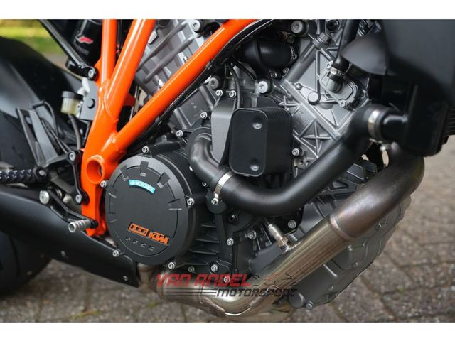 ktm - 1290-super-duke-r