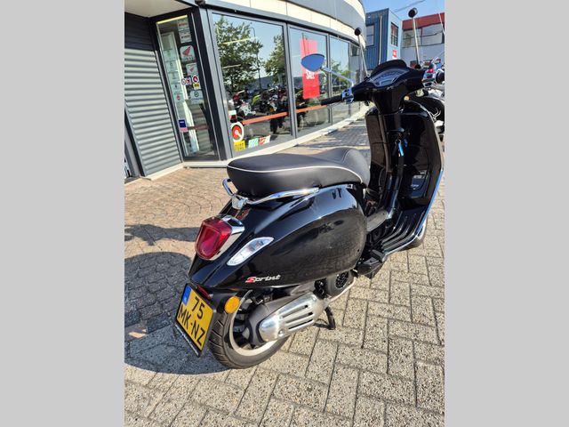 vespa - sprint-125
