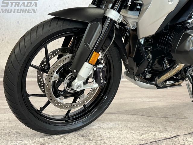 bmw - r-1250-gs-triple-black