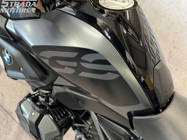 bmw - r-1250-gs-triple-black