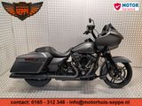 HARLEY-DAVIDSON ROAD GLIDE FLTRI