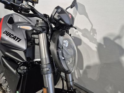 DUCATI MONSTER 937 – foto 2