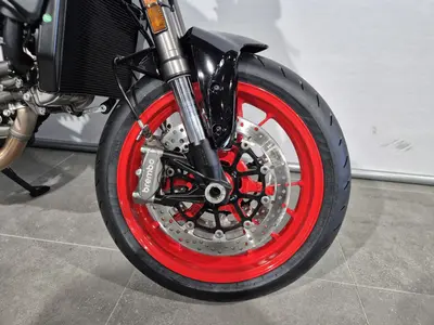 DUCATI MONSTER V2 – foto 3