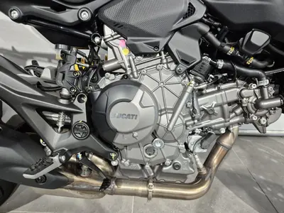 DUCATI MONSTER V2 – foto 4