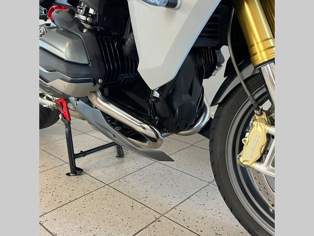 bmw - r-1200-rs