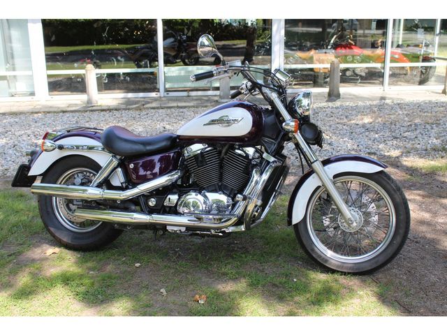 honda - vt-1100-c3-shadow