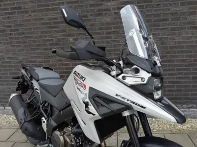 SUZUKI V-STROM 1050 – foto 4