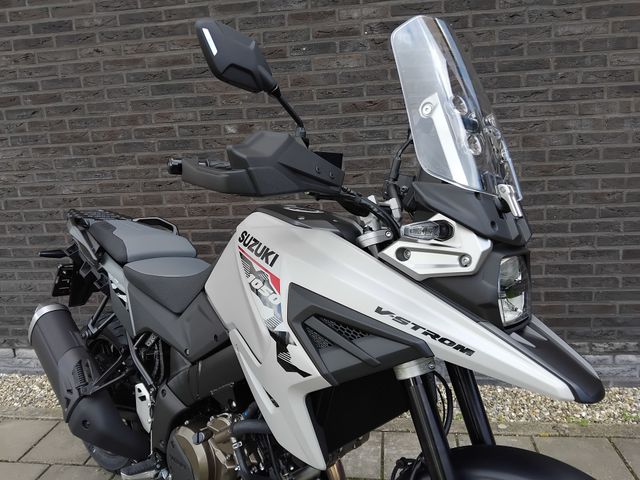 suzuki - v-strom-1050