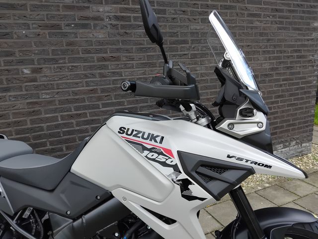 suzuki - v-strom-1050