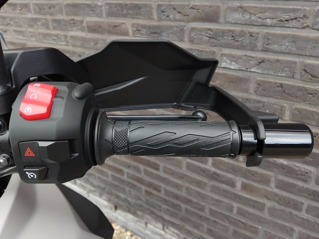 suzuki - v-strom-1050