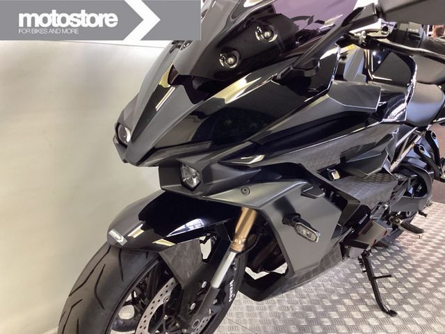 suzuki - gsx-s-1000-gt