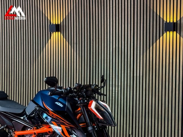 ktm - 1290-super-duke-r