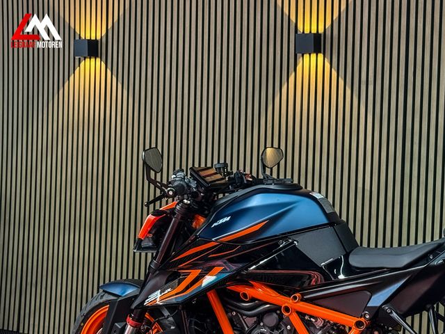 ktm - 1290-super-duke-r