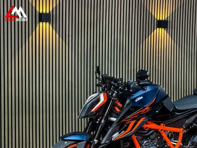 ktm - 1290-super-duke-r