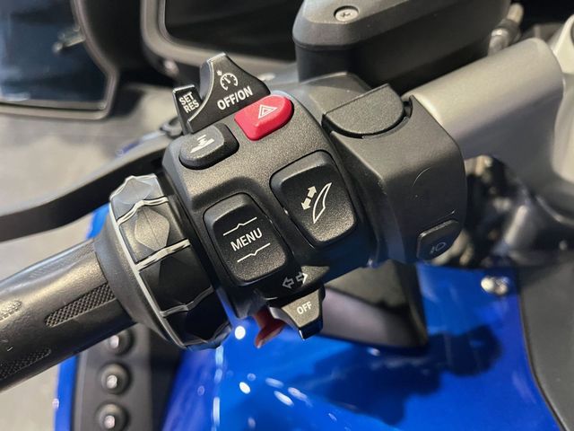 bmw - r-1250-rt