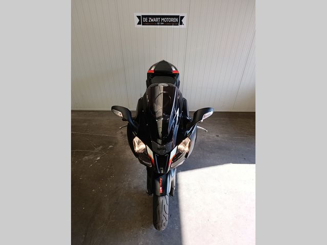 aprilia - rsv-1000-r
