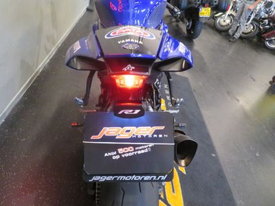 YAMAHA YZF R1 – foto 4