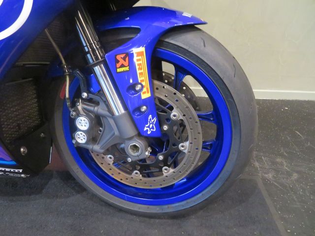 yamaha - yzf-r1