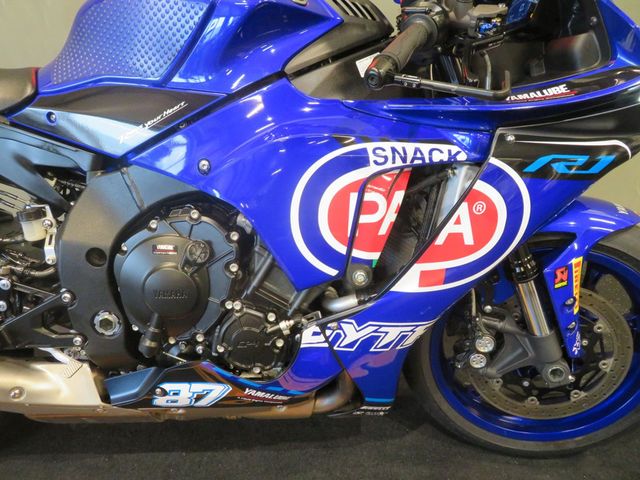 yamaha - yzf-r1