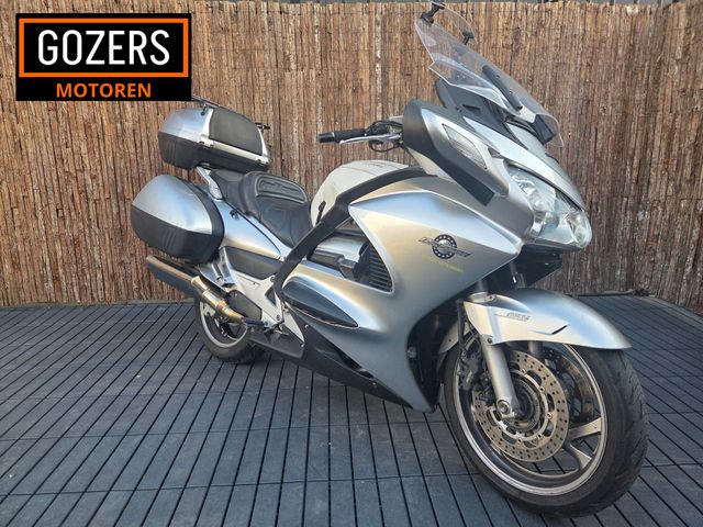 honda - st-1300-pan-european