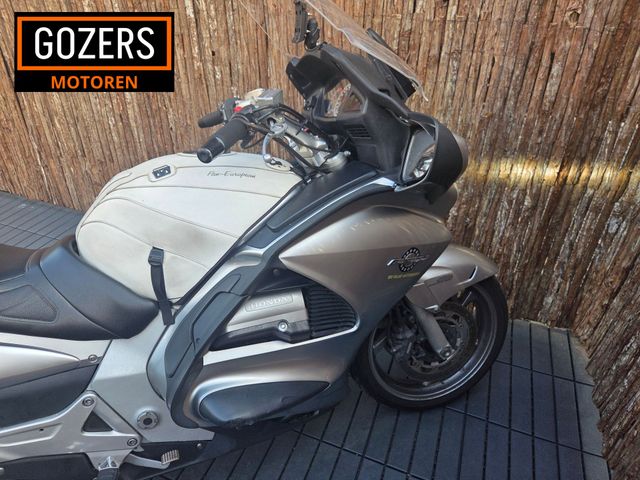 honda - st-1300-pan-european