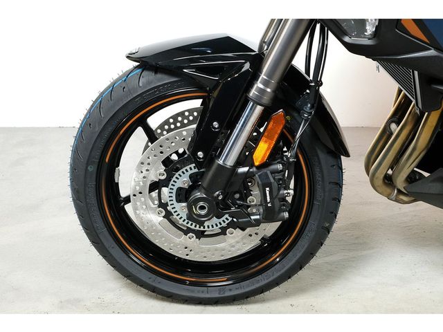 kawasaki - versys-1100-se