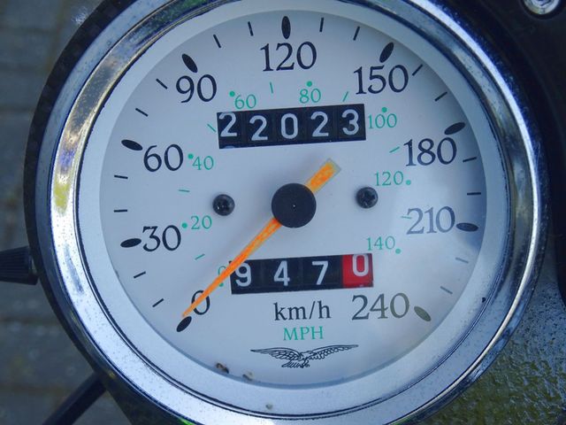 moto-guzzi - v-11-sport