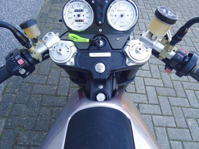 moto-guzzi - v-11-sport