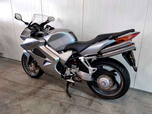 honda - vfr-800-f-vtec-abs