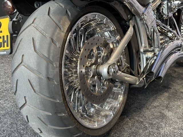 harley-davidson - breakout-cvo-fxsbse