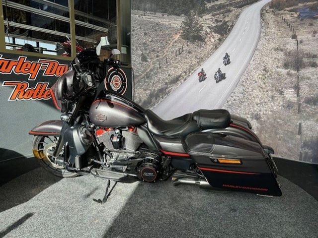 harley-davidson - street-glide-cvo-flhxse