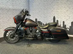 Harley-Davidson Flhxse CVO Street Glide - BTW verrekenbaar 2018 occasion – foto 10 van 13