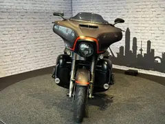 Harley-Davidson Flhxse CVO Street Glide - BTW verrekenbaar 2018 occasion – foto 12 van 13