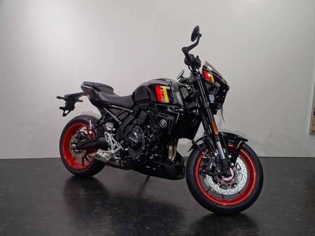 suzuki - gsx-8tt