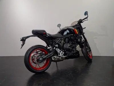 SUZUKI GSX-8TT – foto 3