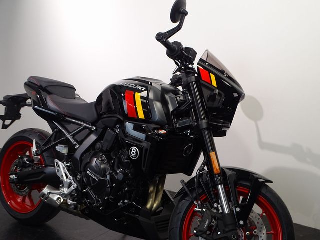 suzuki - gsx-8tt