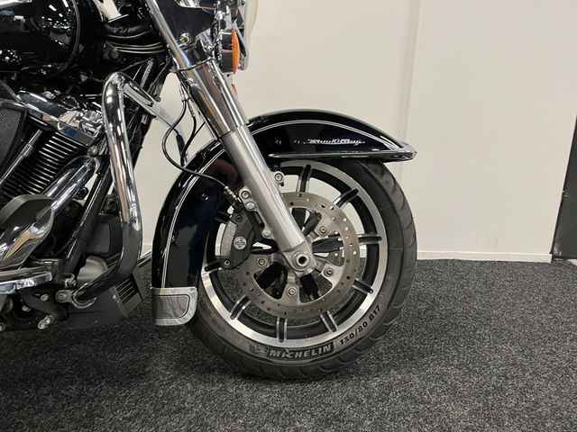 harley-davidson - road-king