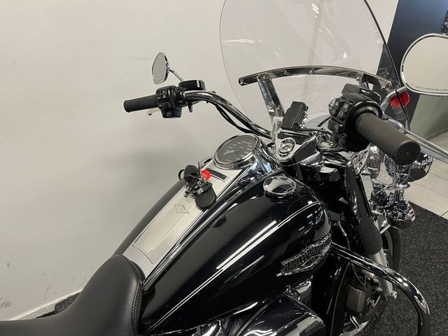 harley-davidson - road-king